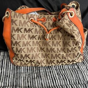 Michael Kors Burnt Ludlow